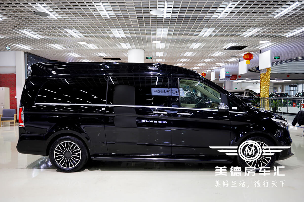 新款9速白义骏版豪华商务车骏马图腾气韵非凡