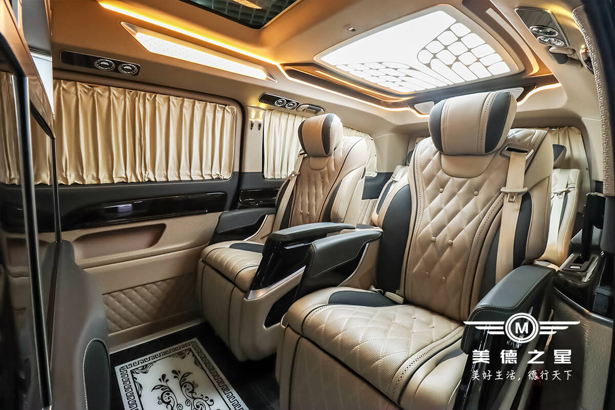 威霆全隔断豪华商务车(米灰+深蓝内饰)