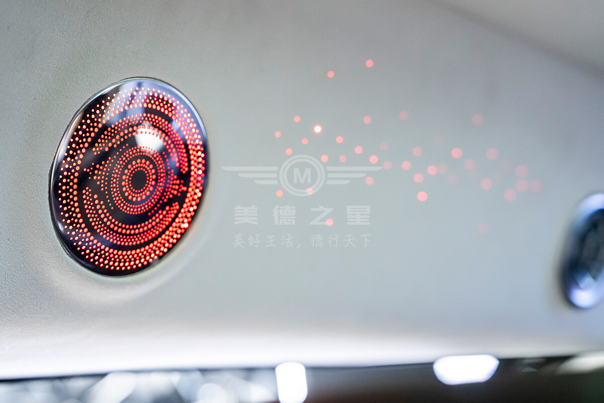 凌际星云商务型豪华商务车