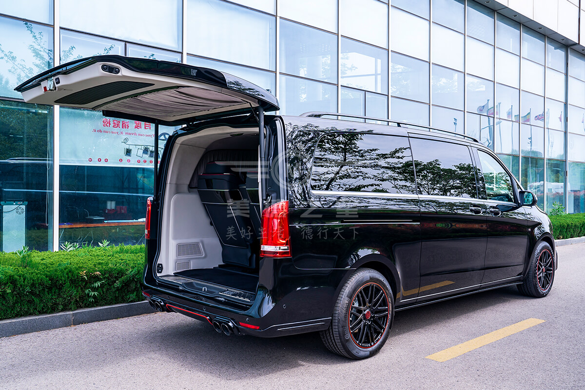 BRABUS B25 商务舱运动版