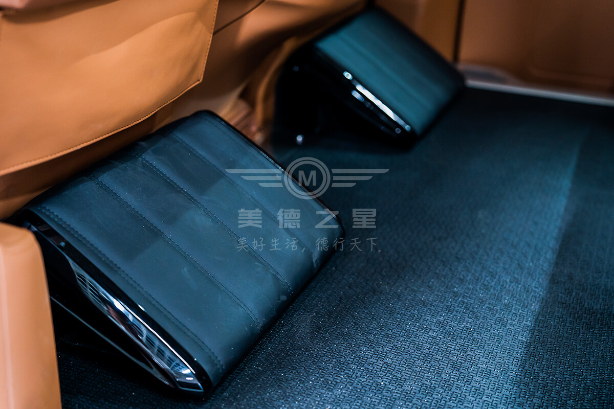 艾奈斯LW63威霆豪华商务车(棕内)