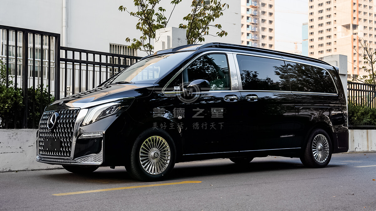 高顶威霆豪华商务车(绿内)