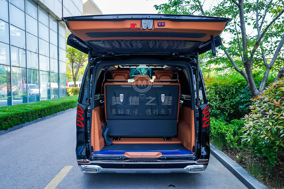 高顶威霆豪华商务车