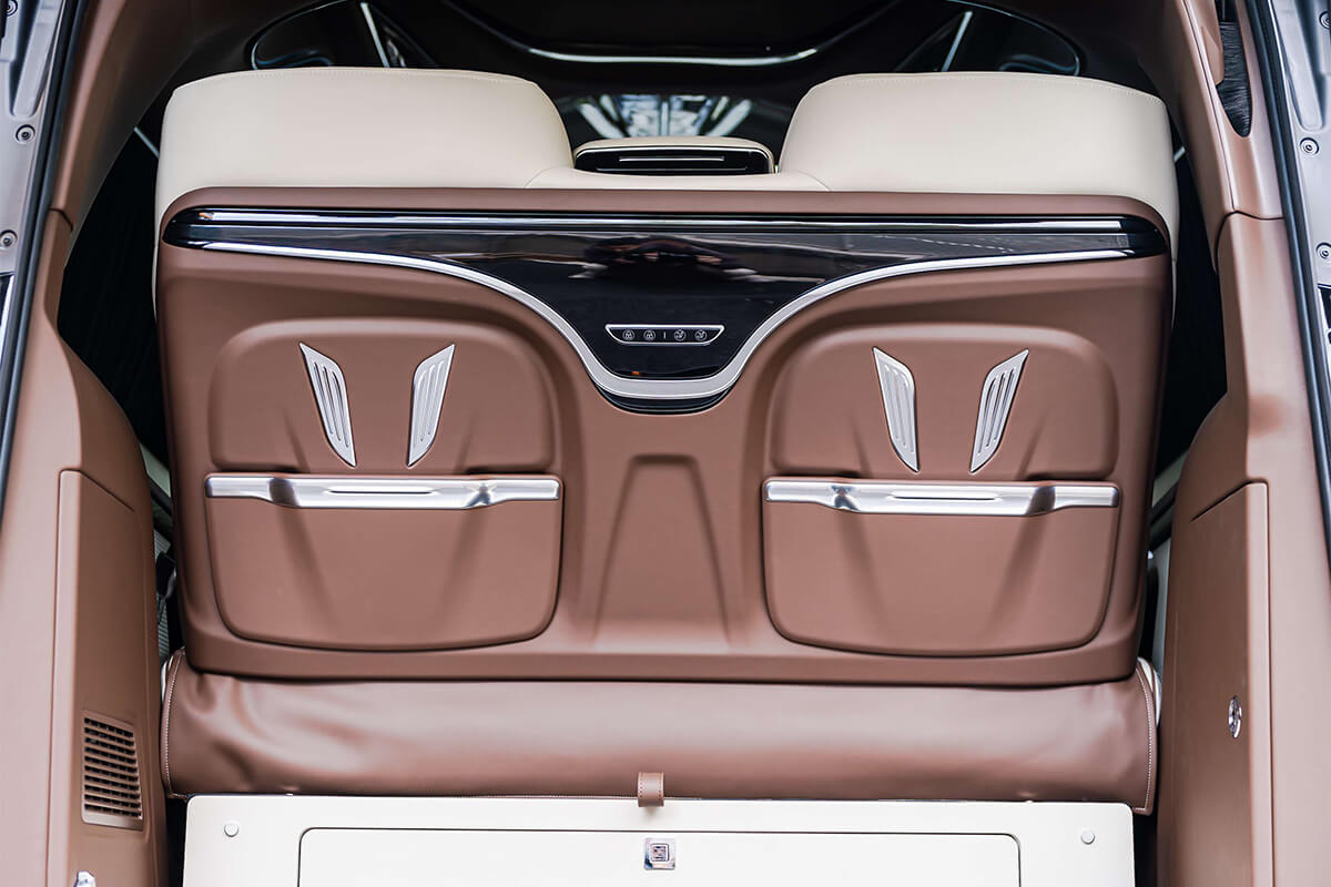 维努斯V300L威赫（凡戴克棕+米灰色）