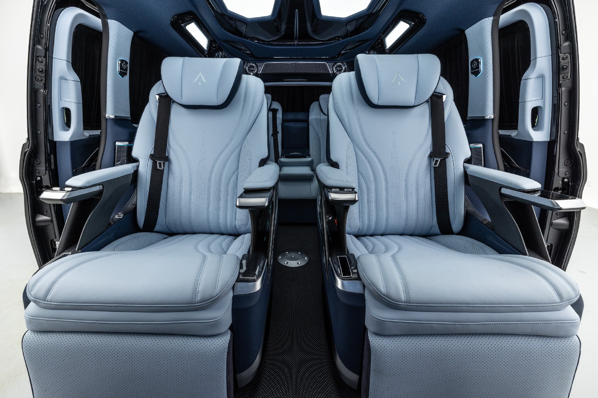 2025款V300L纵横天下